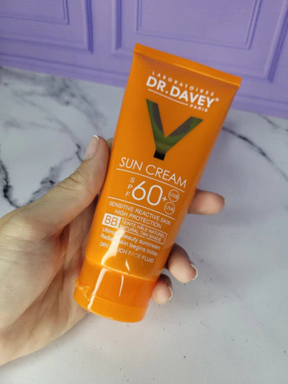 PROTECTOR SOLAR CON COLOR DR DAVEY